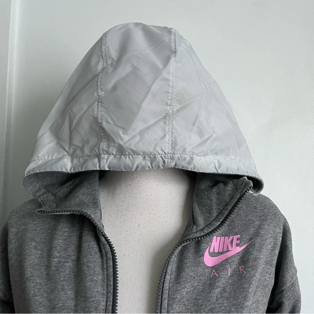 Nike • Grey Pink Girls Zip Up Hoodie